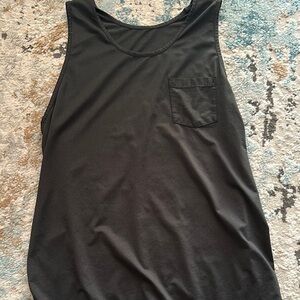 Vuori Black Sleeveless Tank Top Relaxed Fit